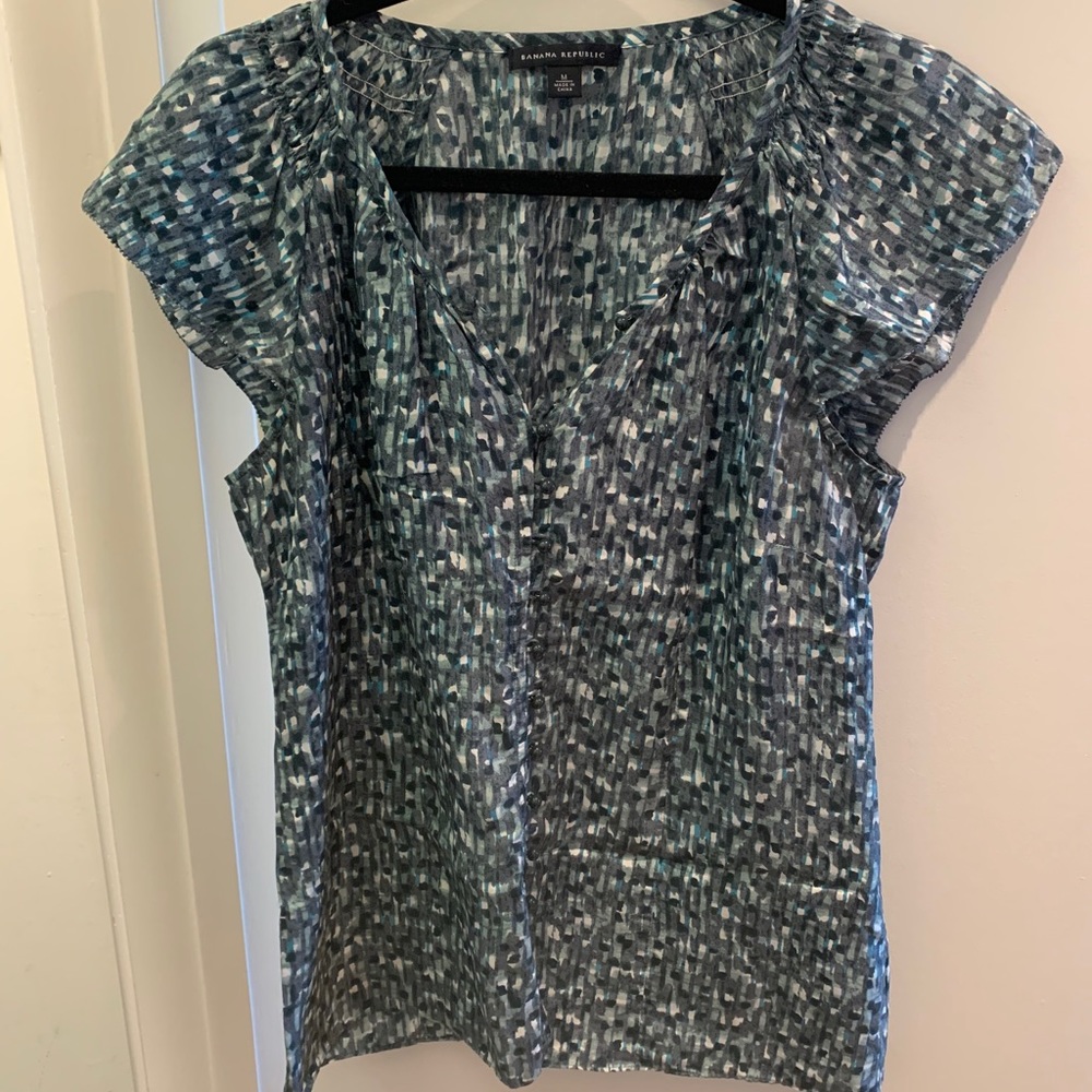 Banana Republic silk blouse